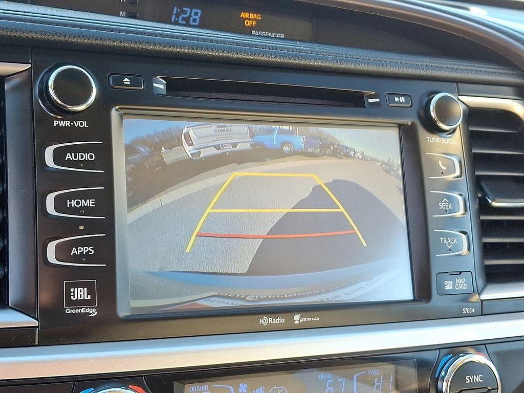 used 2015 Toyota Highlander car, priced at $11,992