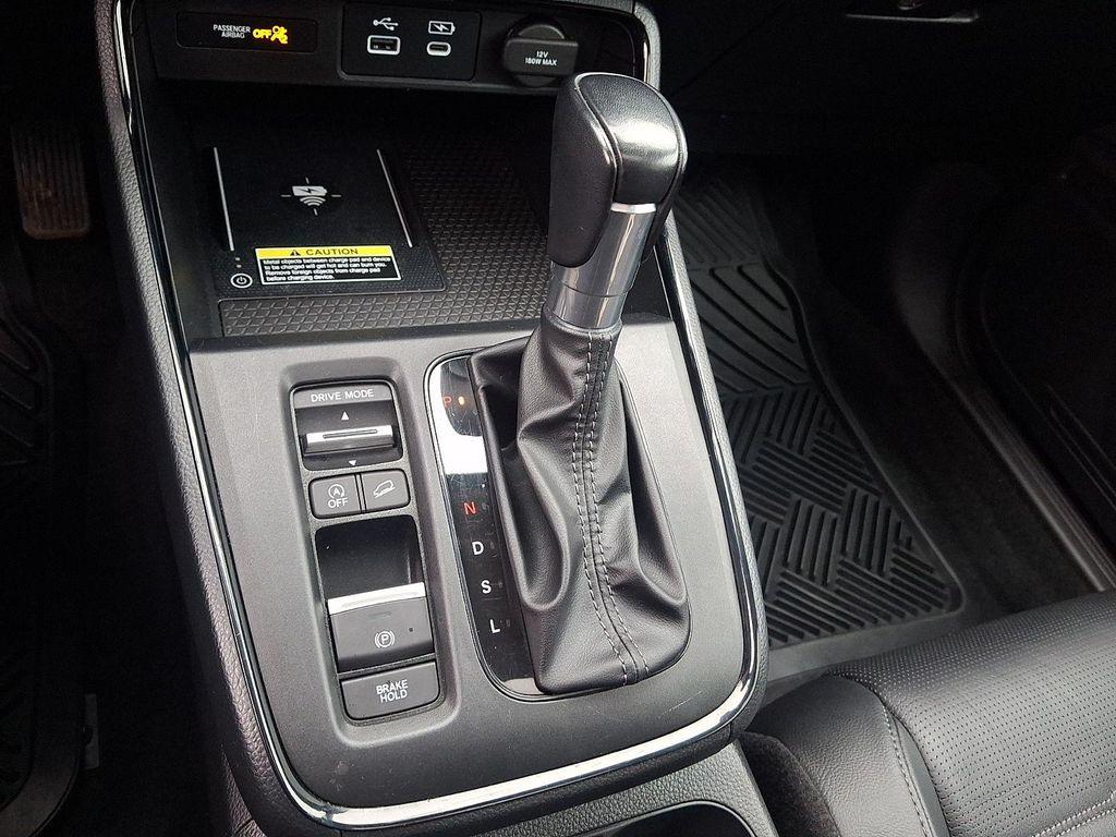 used 2025 Honda CR-V car, priced at $30,992