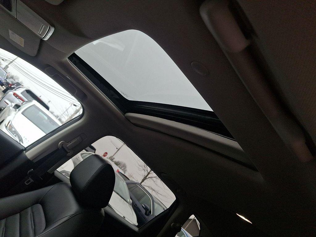 used 2025 Honda CR-V car, priced at $30,992