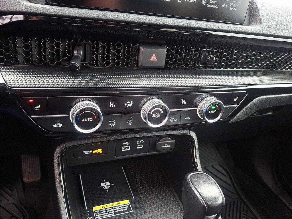 used 2025 Honda CR-V car, priced at $30,992