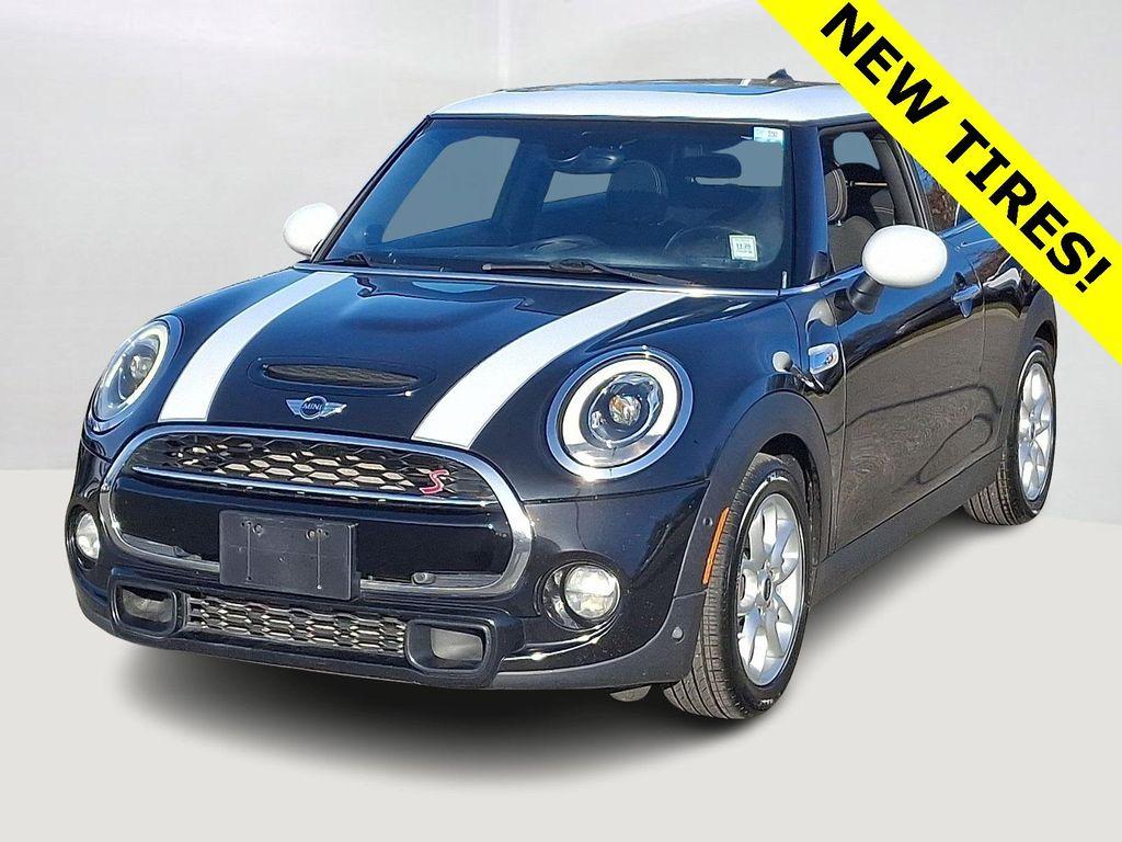 used 2018 MINI Hardtop car, priced at $8,995