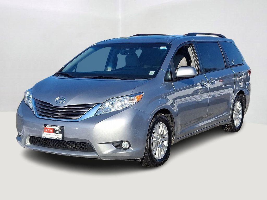used 2015 Toyota Sienna car, priced at $13,292