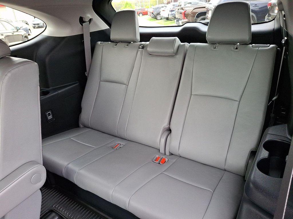 used 2023 Toyota Highlander car, priced at $37,490
