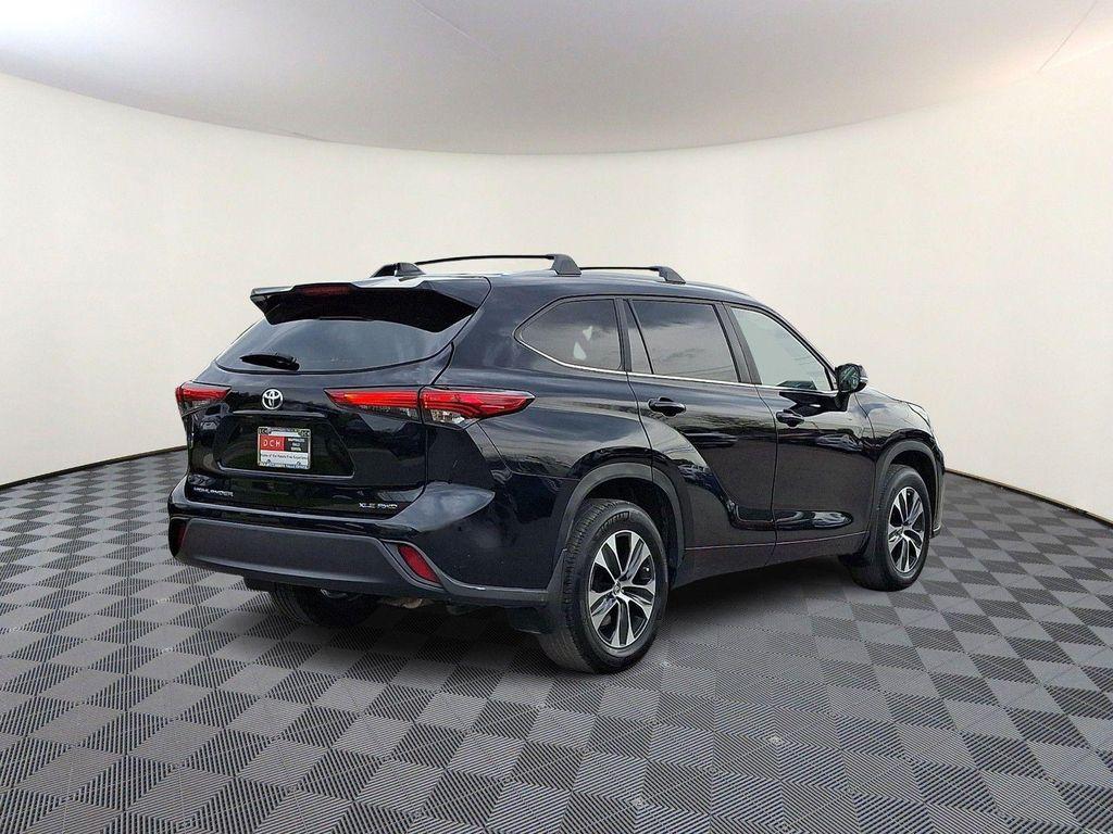 used 2023 Toyota Highlander car, priced at $37,490