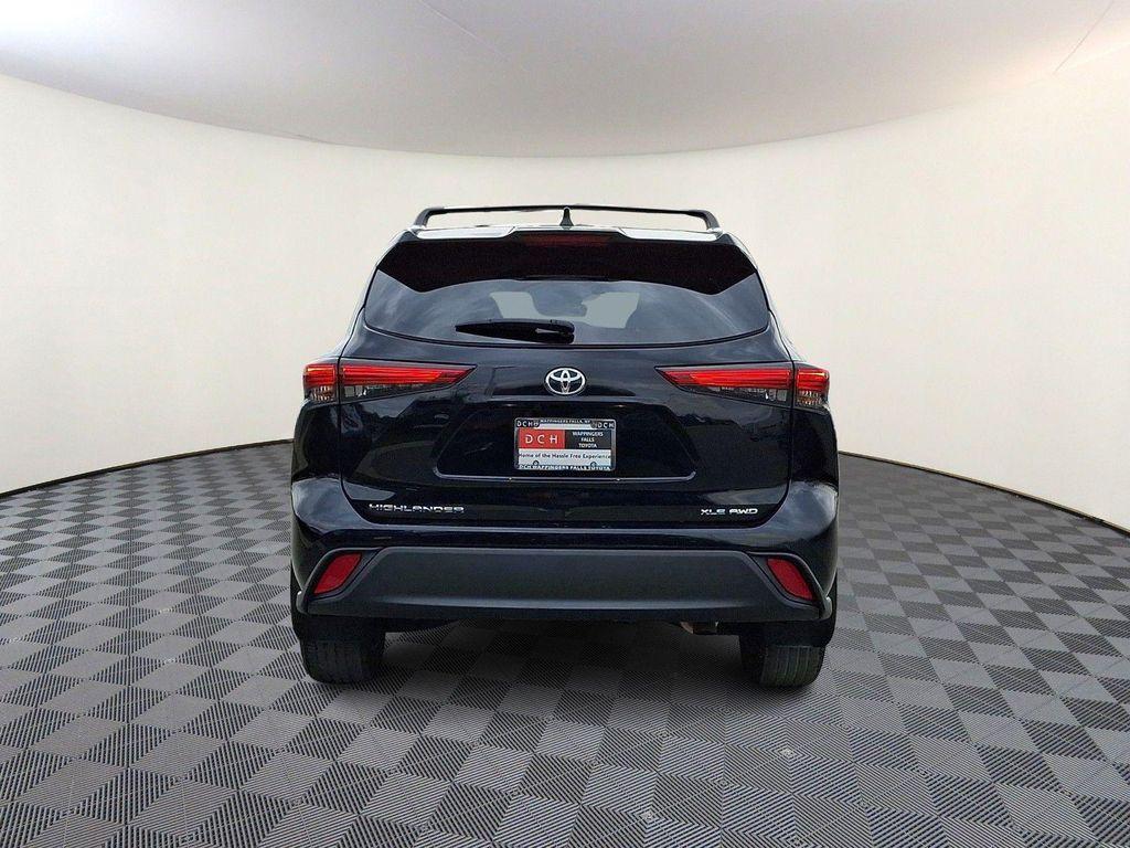 used 2023 Toyota Highlander car, priced at $37,490