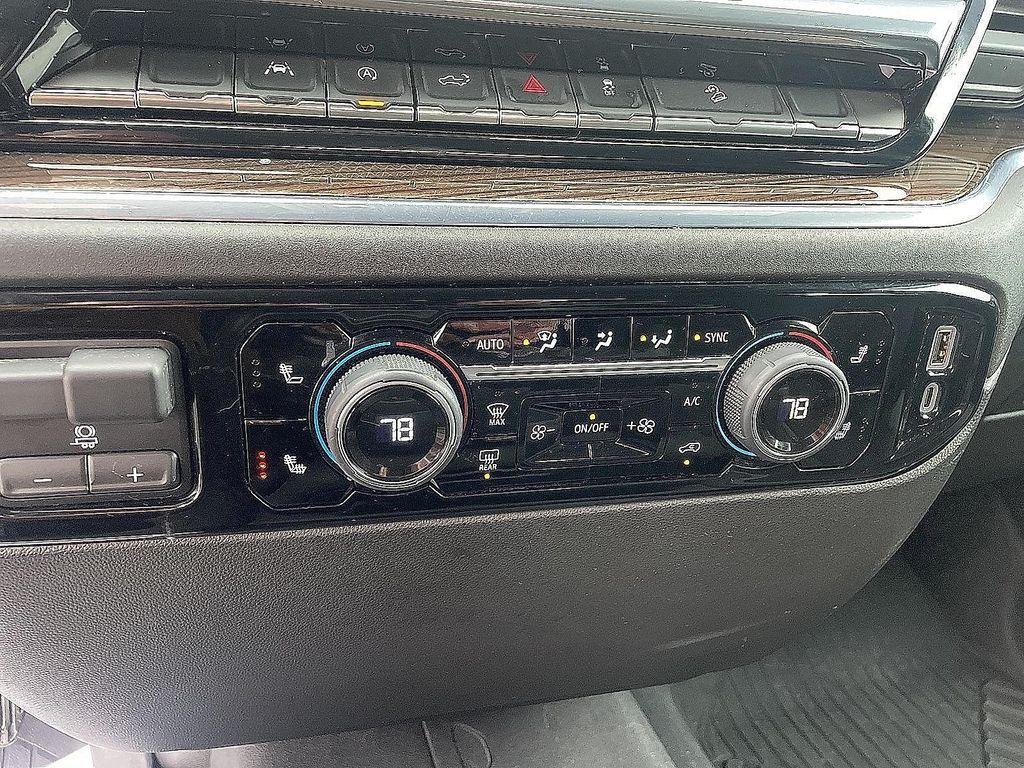 used 2024 Chevrolet Silverado 1500 car, priced at $37,990