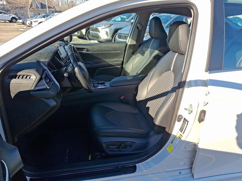 used 2024 Toyota Camry Hybrid car, priced at $23,991