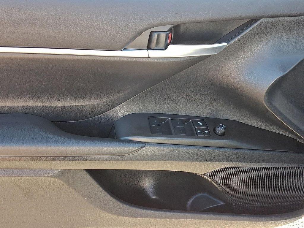 used 2024 Toyota Camry Hybrid car, priced at $23,991