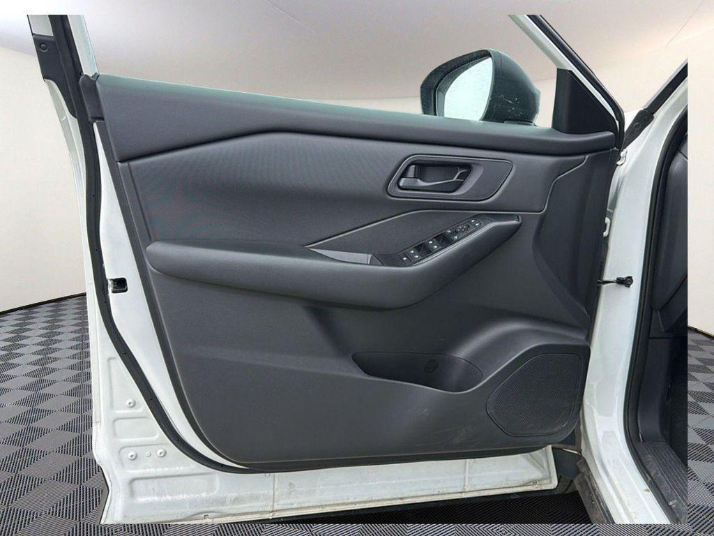 used 2024 Nissan Rogue car, priced at $19,990