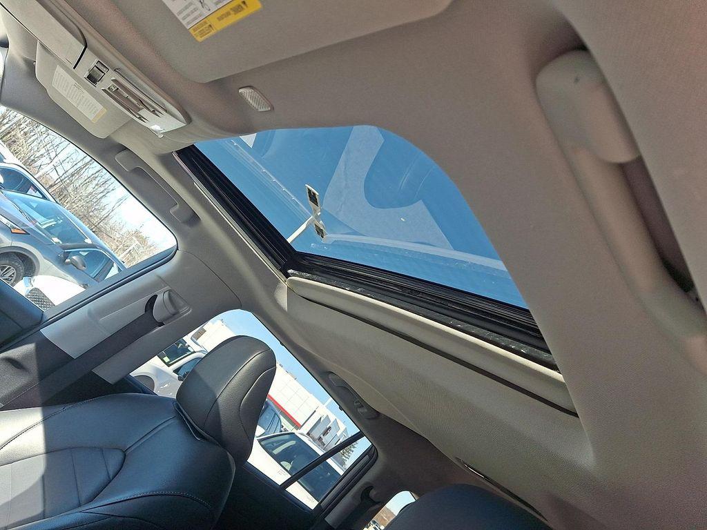 used 2024 Toyota Highlander car, priced at $38,990