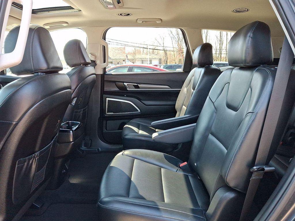 used 2022 Kia Telluride car, priced at $24,490
