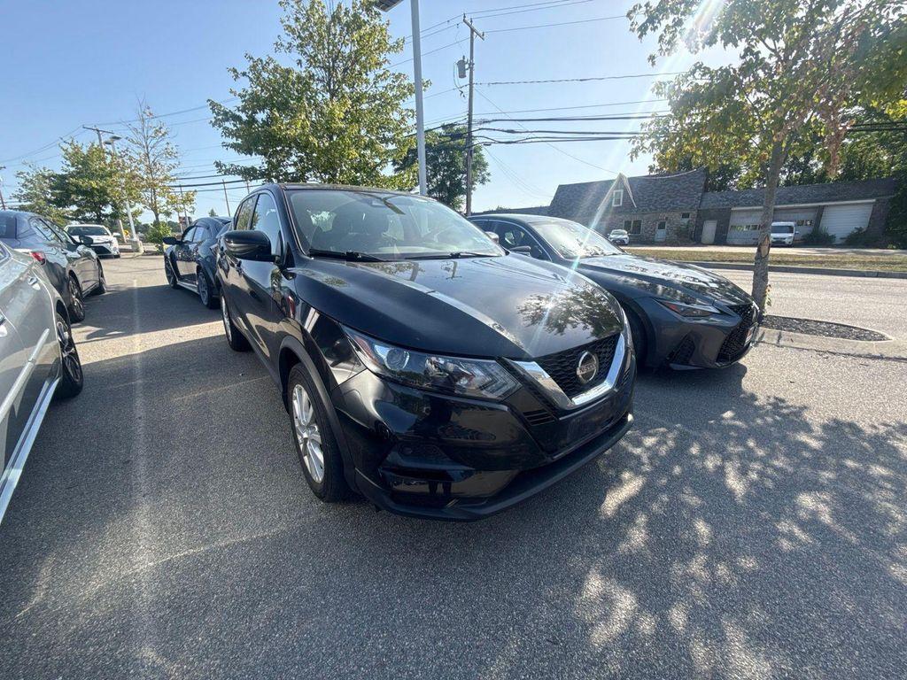 used 2020 Nissan Rogue Sport car, priced at $14,990