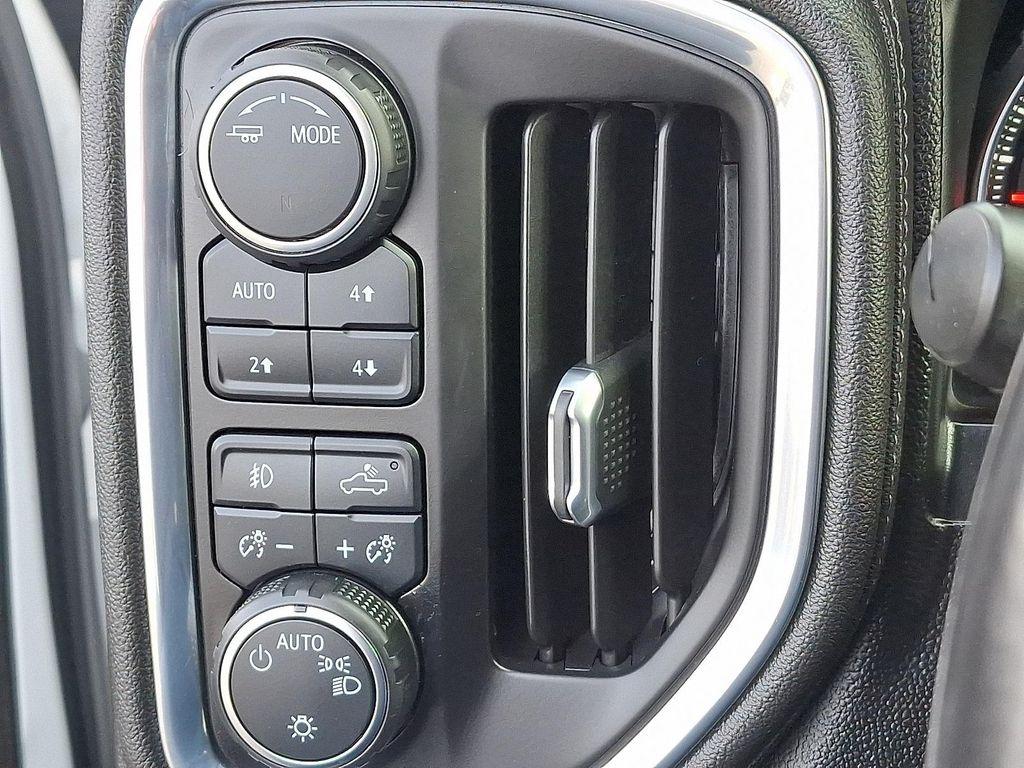 used 2021 Chevrolet Silverado 1500 car, priced at $34,992