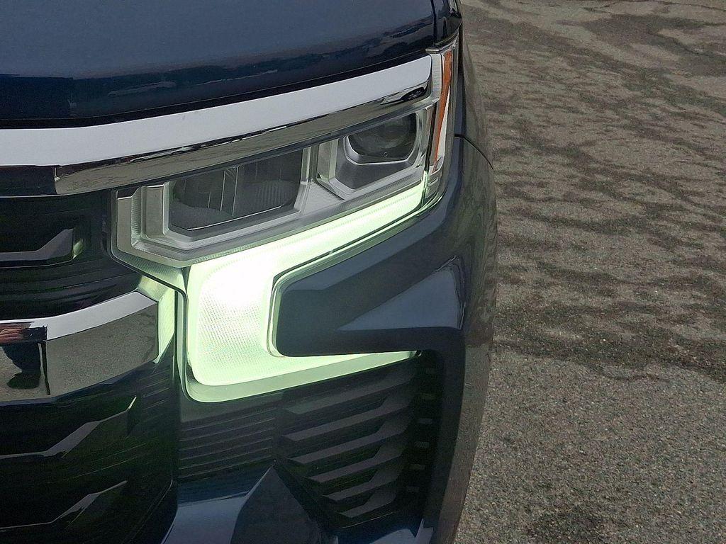 used 2022 Chevrolet Silverado 1500 car, priced at $30,693