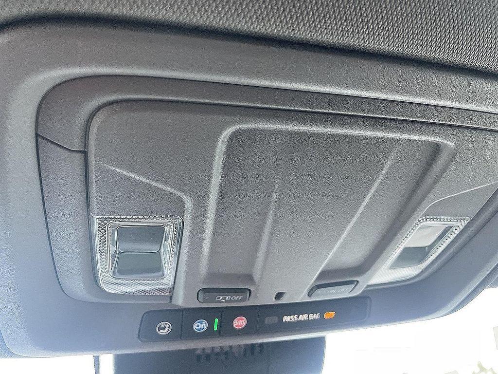 used 2022 Chevrolet Silverado 1500 car, priced at $32,492