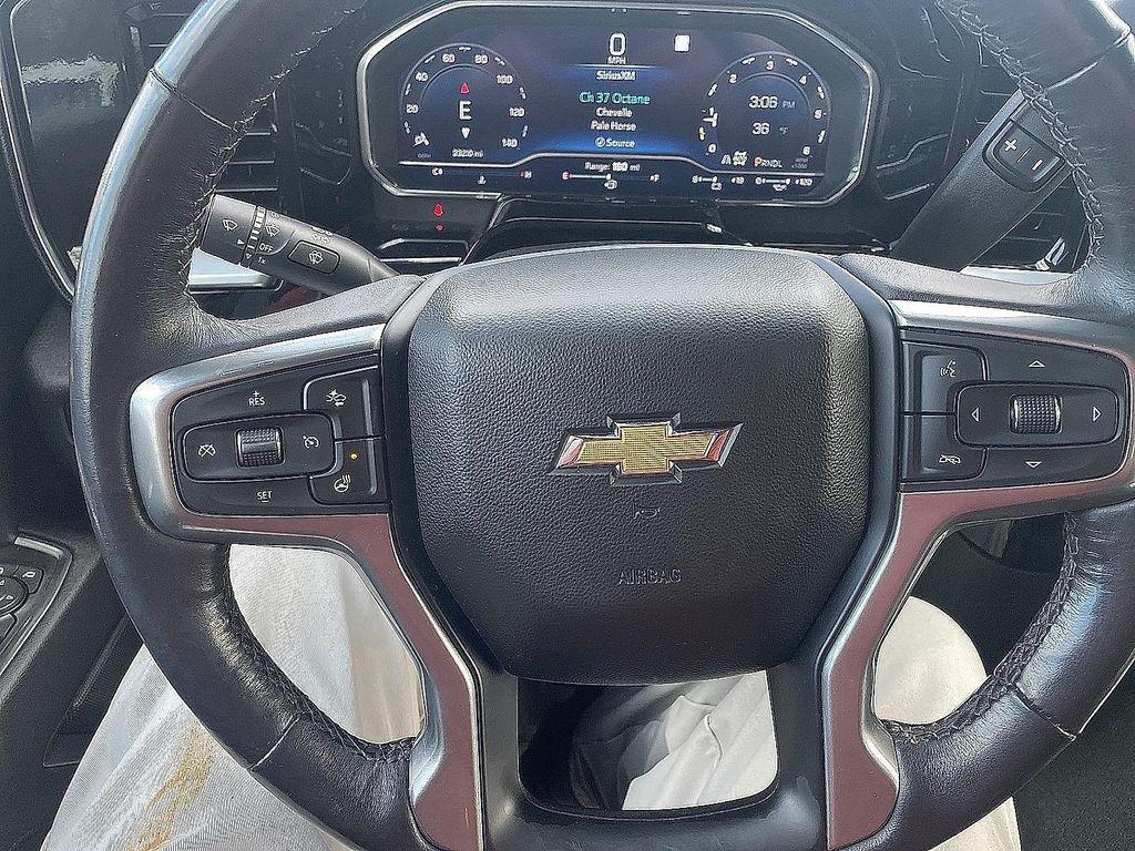 used 2022 Chevrolet Silverado 1500 car, priced at $32,492