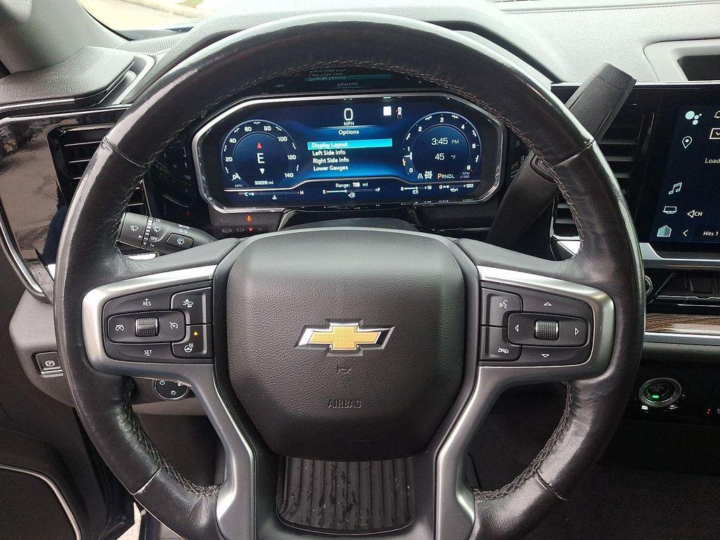 used 2022 Chevrolet Silverado 1500 car, priced at $30,693