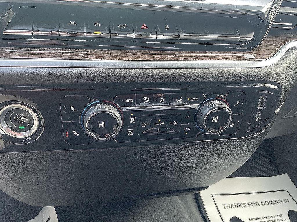 used 2022 Chevrolet Silverado 1500 car, priced at $32,492