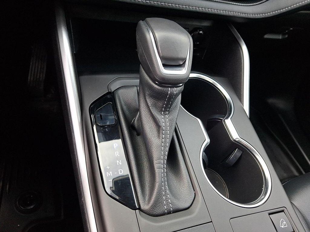 used 2023 Toyota Highlander car, priced at $36,991