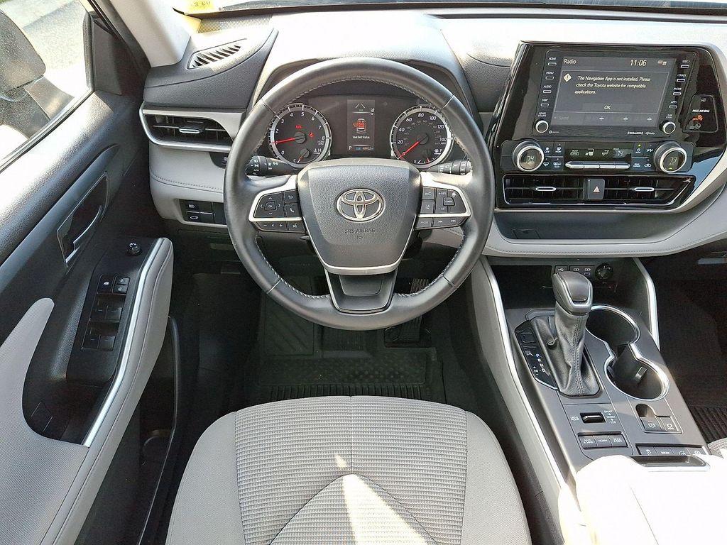 used 2022 Toyota Highlander car, priced at $29,791