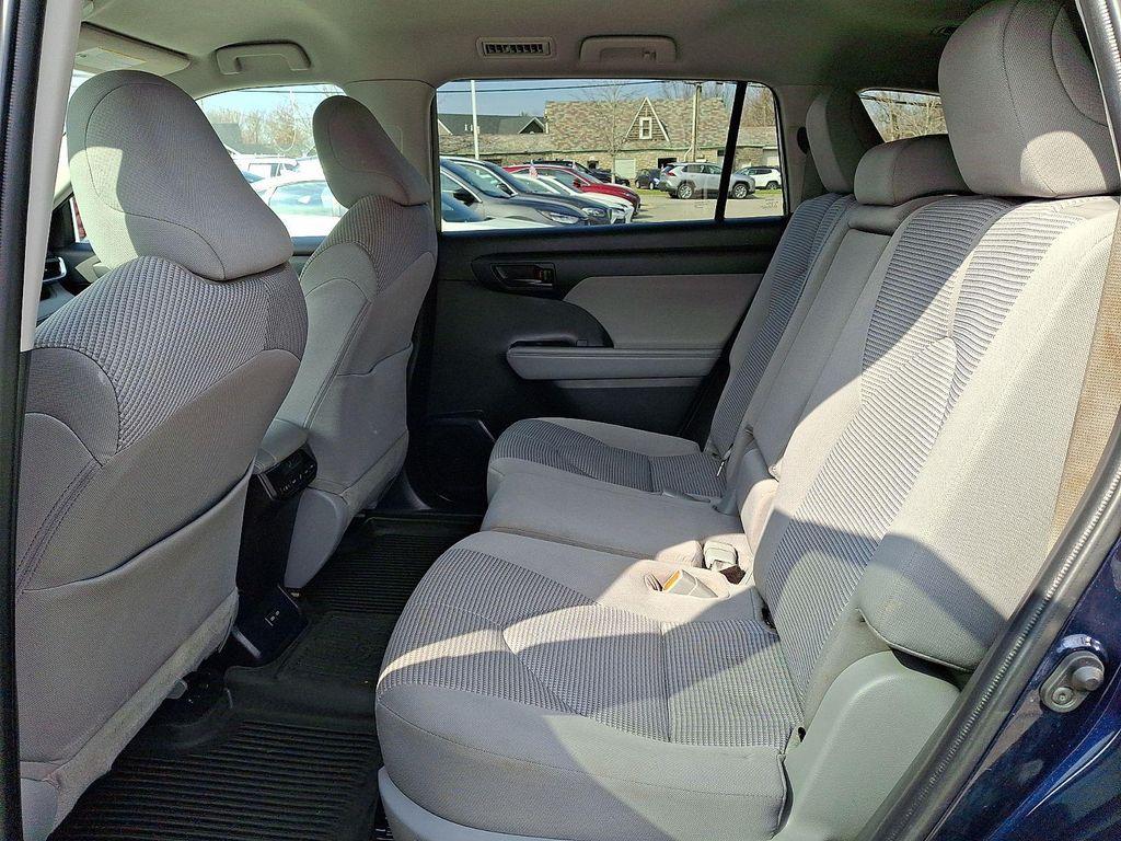 used 2022 Toyota Highlander car, priced at $29,791