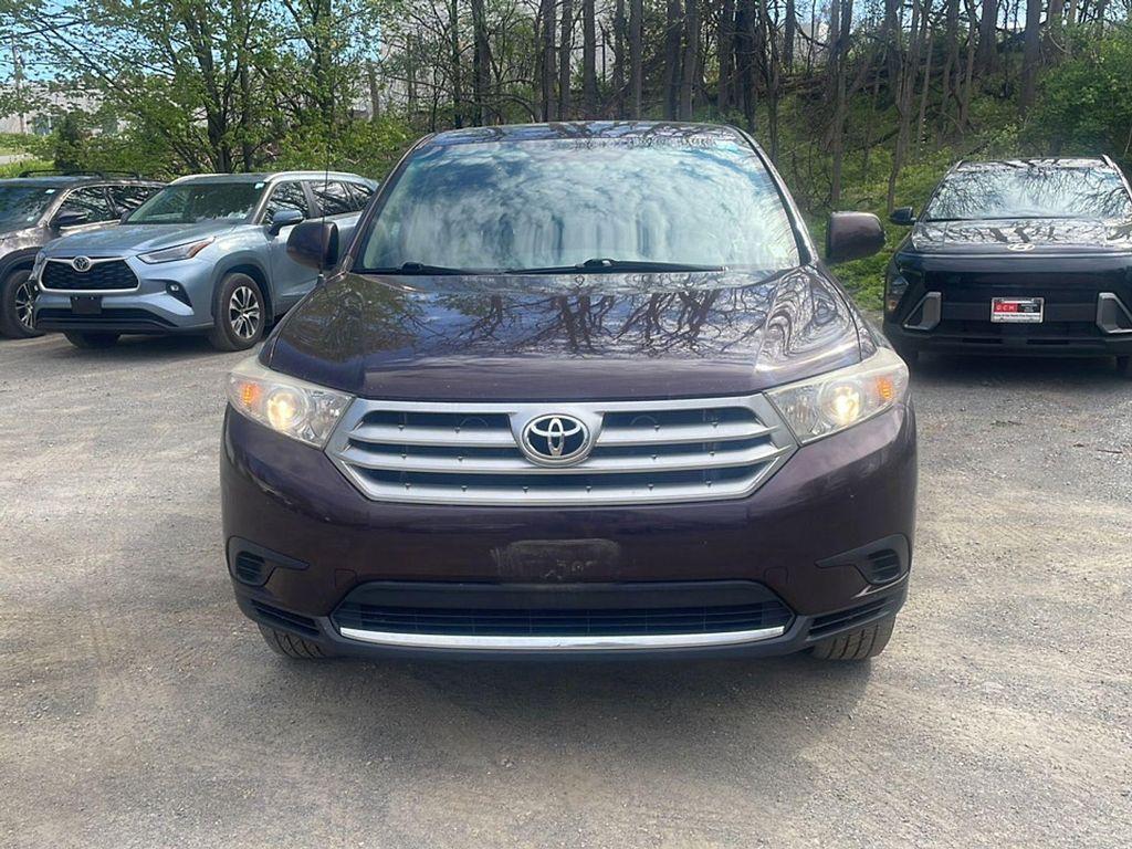 used 2012 Toyota Highlander car, priced at $11,990