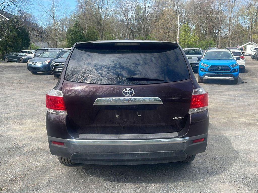 used 2012 Toyota Highlander car, priced at $11,990