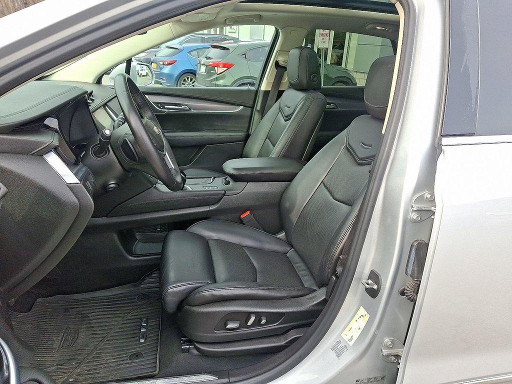 used 2017 Cadillac XT5 car, priced at $14,493