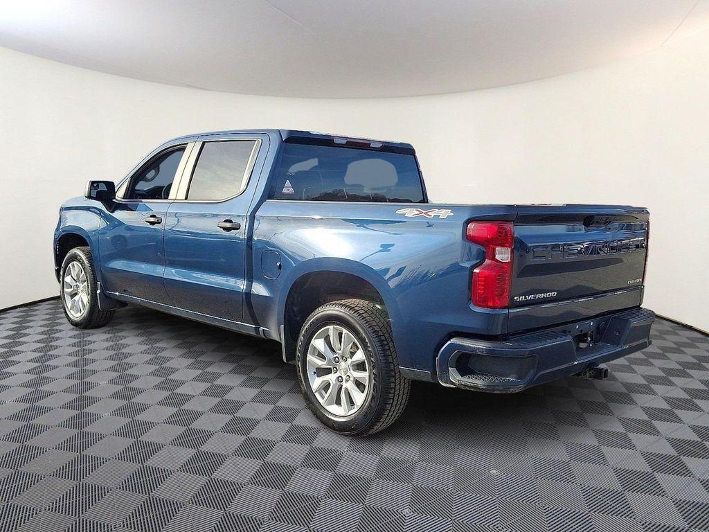 used 2022 Chevrolet Silverado 1500 car, priced at $30,996