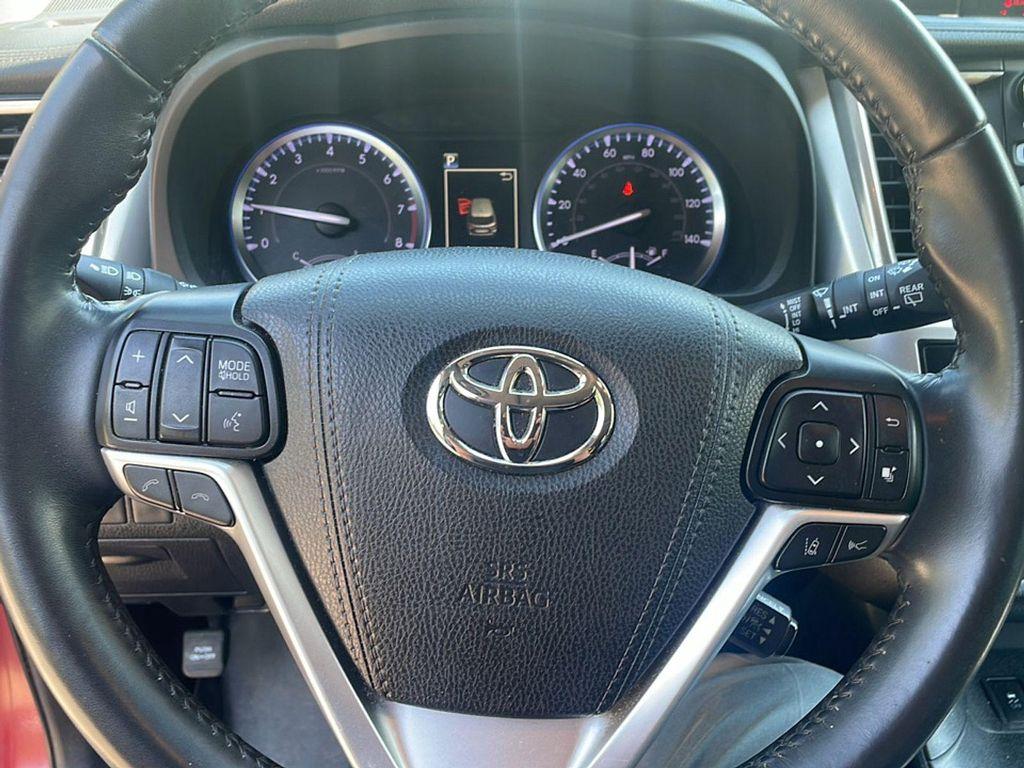 used 2019 Toyota Highlander car, priced at $25,990