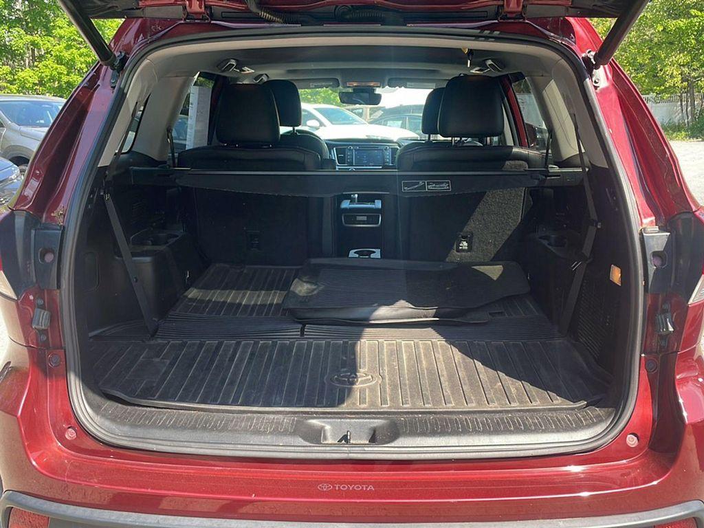 used 2019 Toyota Highlander car, priced at $25,990