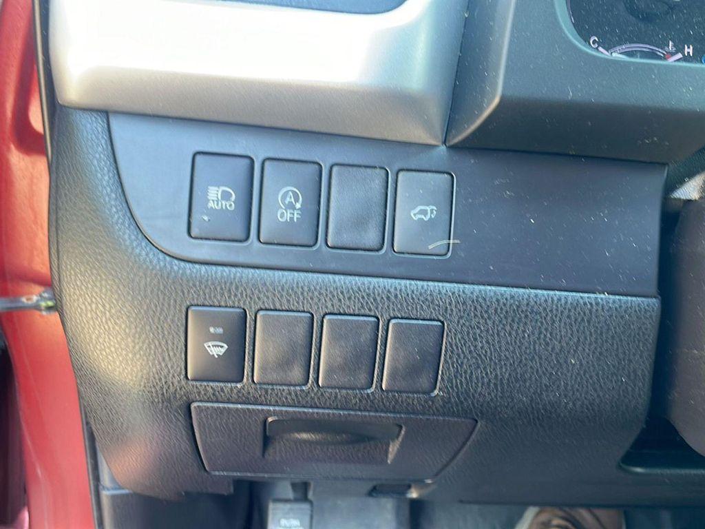 used 2019 Toyota Highlander car, priced at $25,990
