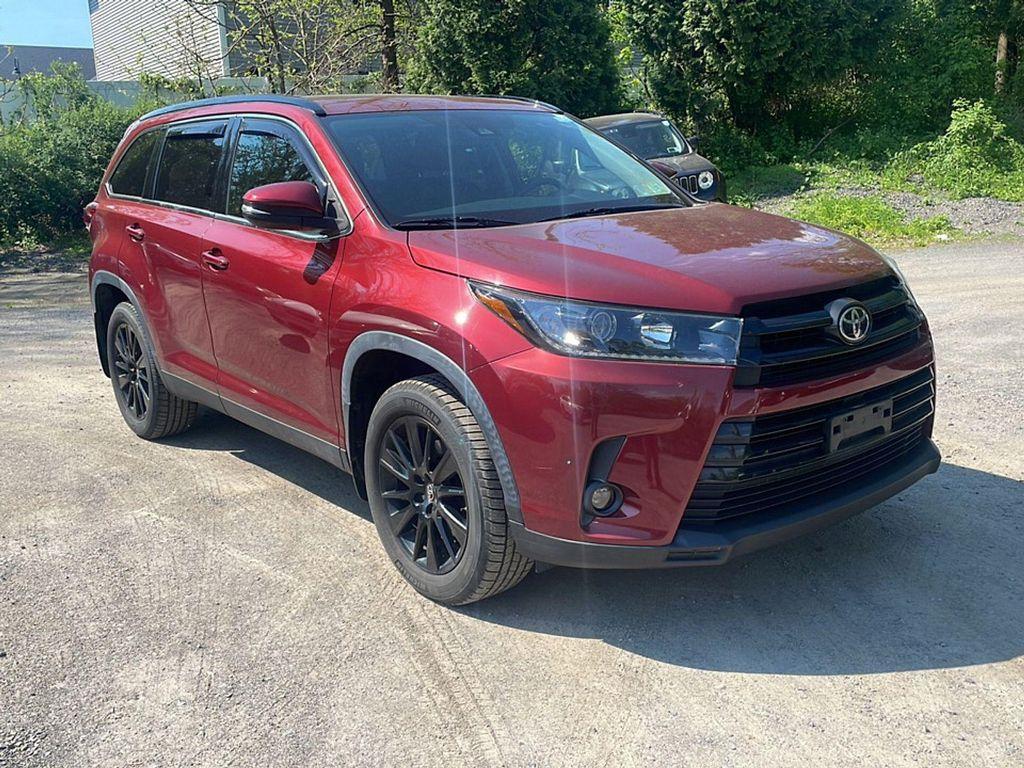 used 2019 Toyota Highlander car, priced at $25,990