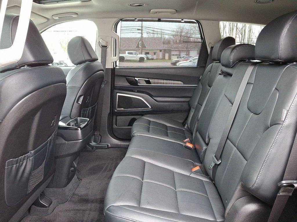 used 2024 Kia Telluride car, priced at $39,990