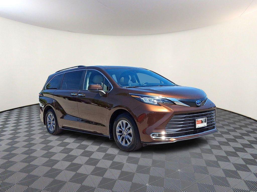 used 2023 Toyota Sienna car, priced at $43,490