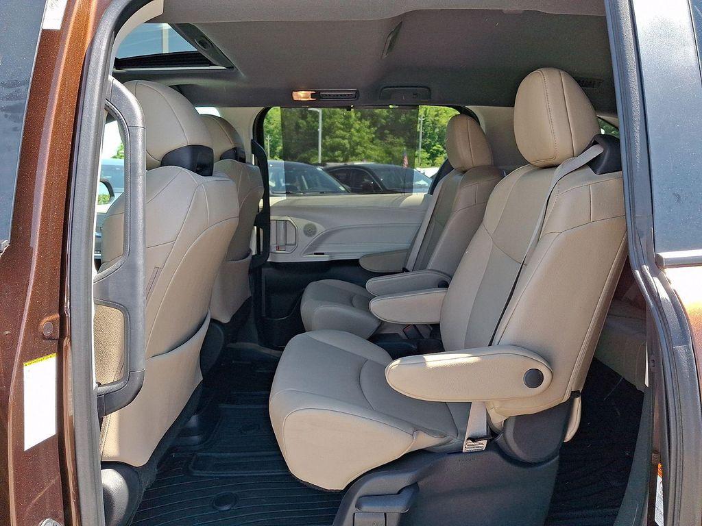 used 2023 Toyota Sienna car, priced at $43,490