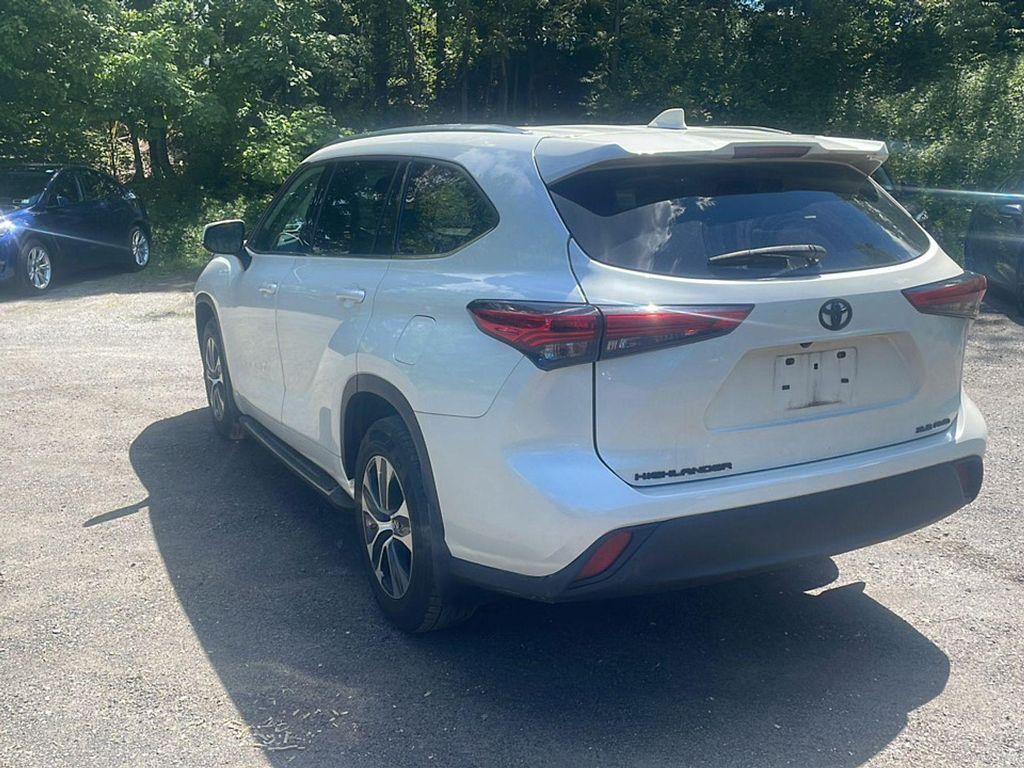 used 2021 Toyota Highlander car, priced at $30,990
