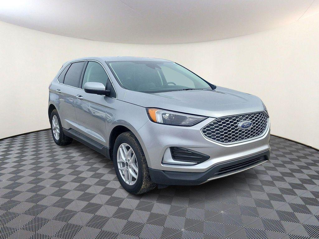 used 2024 Ford Edge car, priced at $22,992