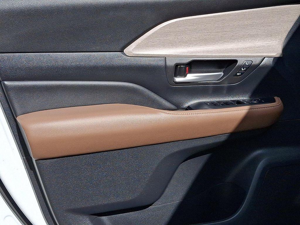 used 2024 Toyota Grand Highlander car, priced at $46,491
