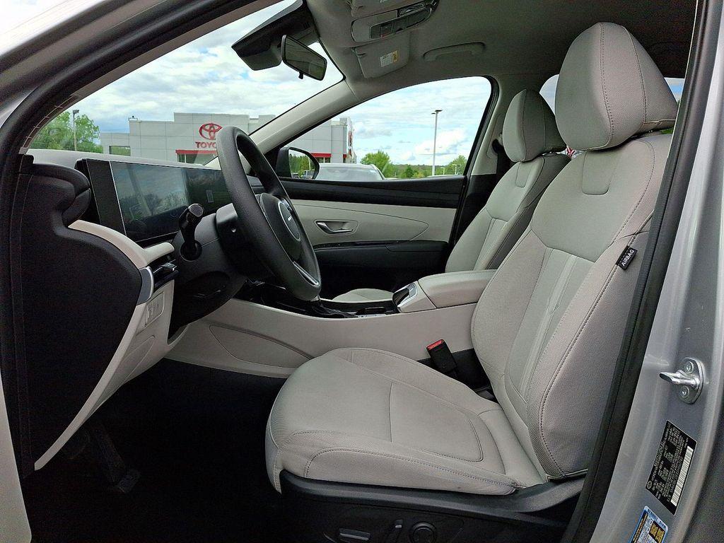 used 2025 Hyundai Tucson car, priced at $25,590