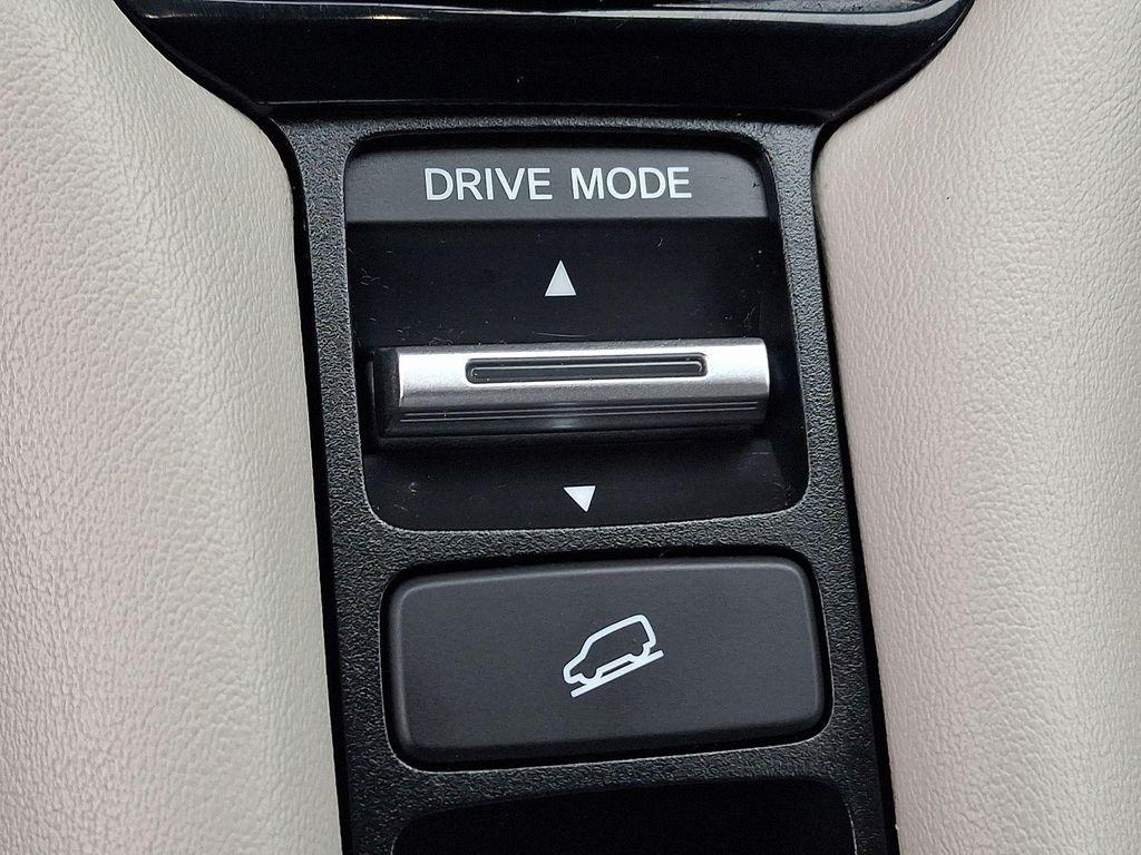 used 2025 Honda HR-V car, priced at $23,293