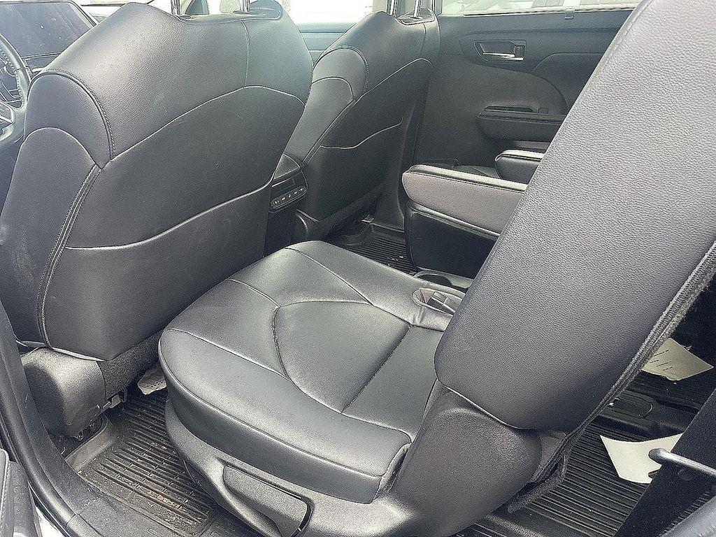 used 2023 Toyota Highlander car, priced at $38,990