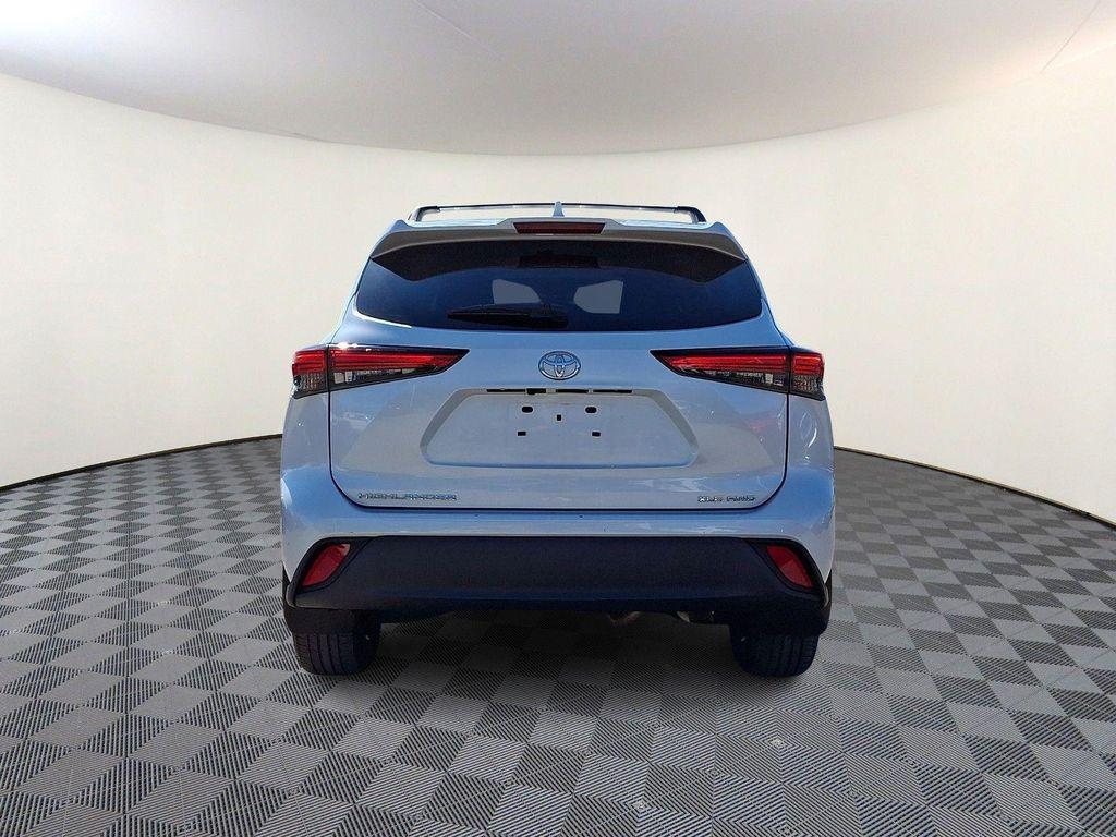 used 2023 Toyota Highlander car, priced at $37,991