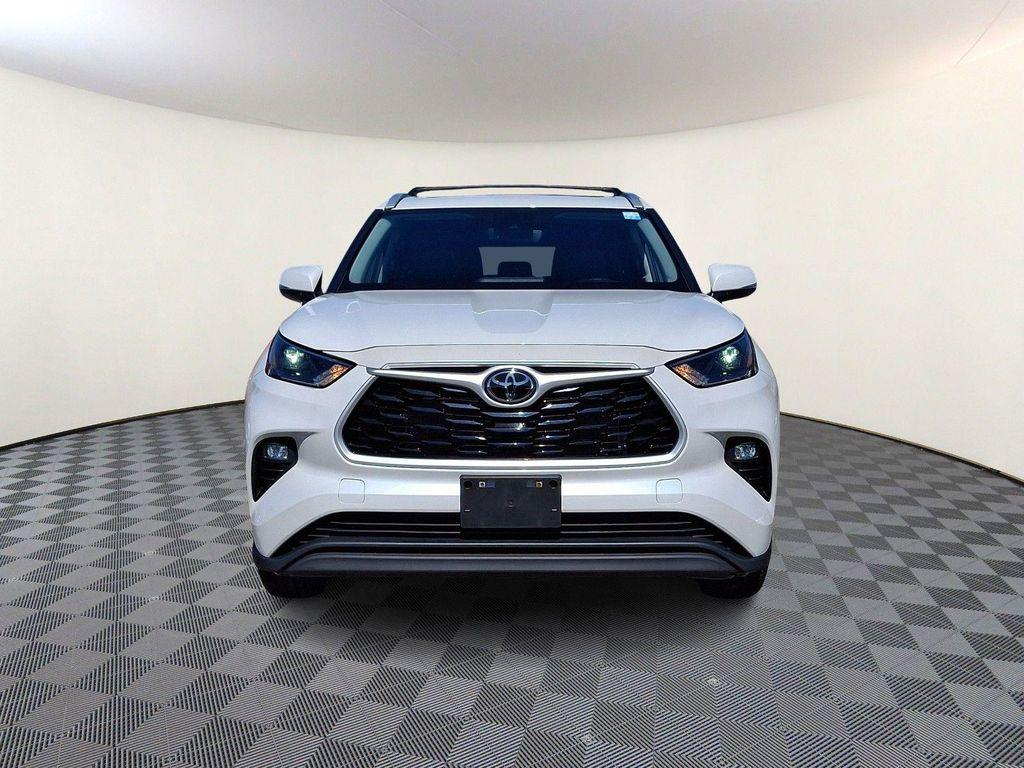 used 2023 Toyota Highlander car, priced at $37,991