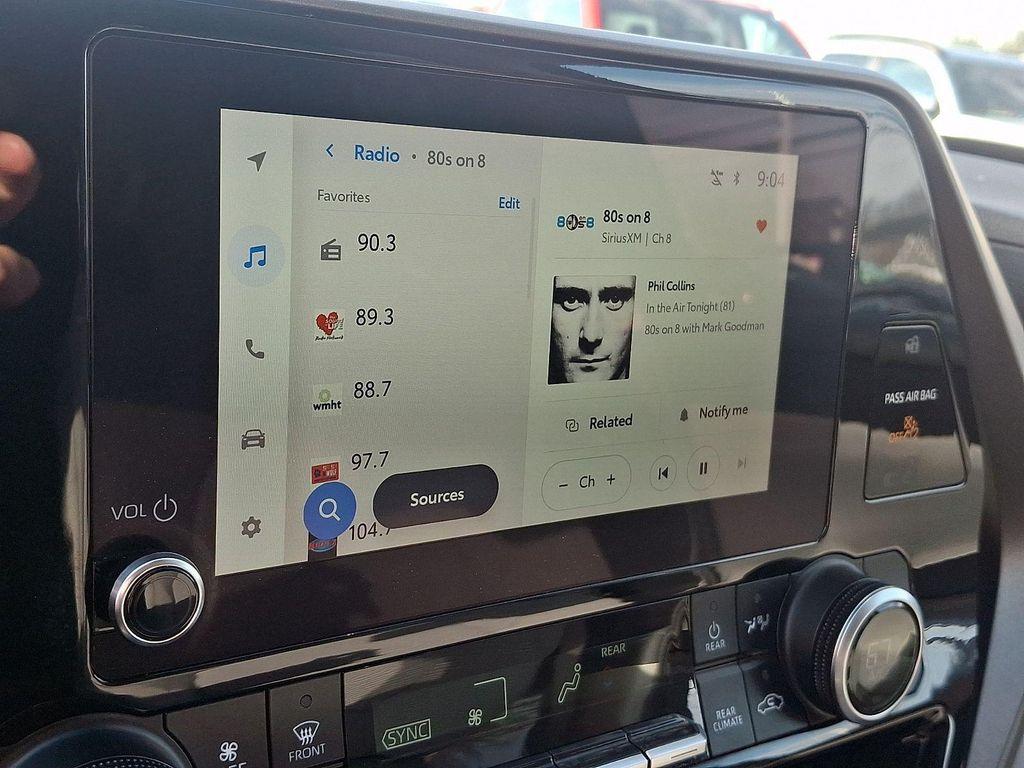 used 2023 Toyota Highlander car, priced at $32,990