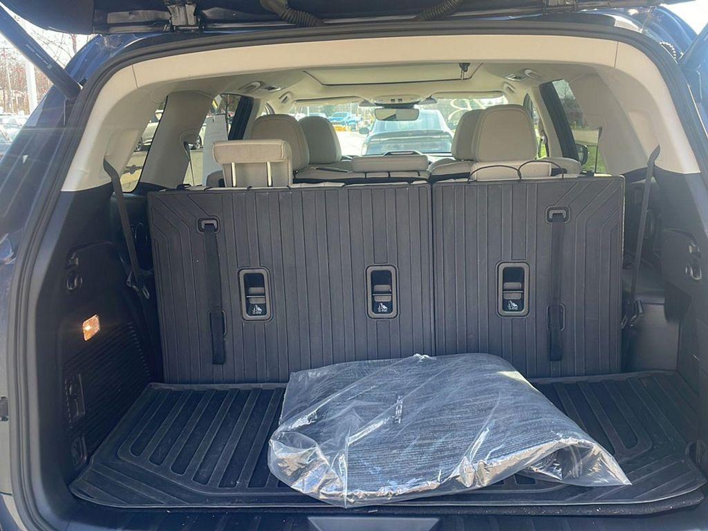 used 2023 Subaru Ascent car, priced at $33,990