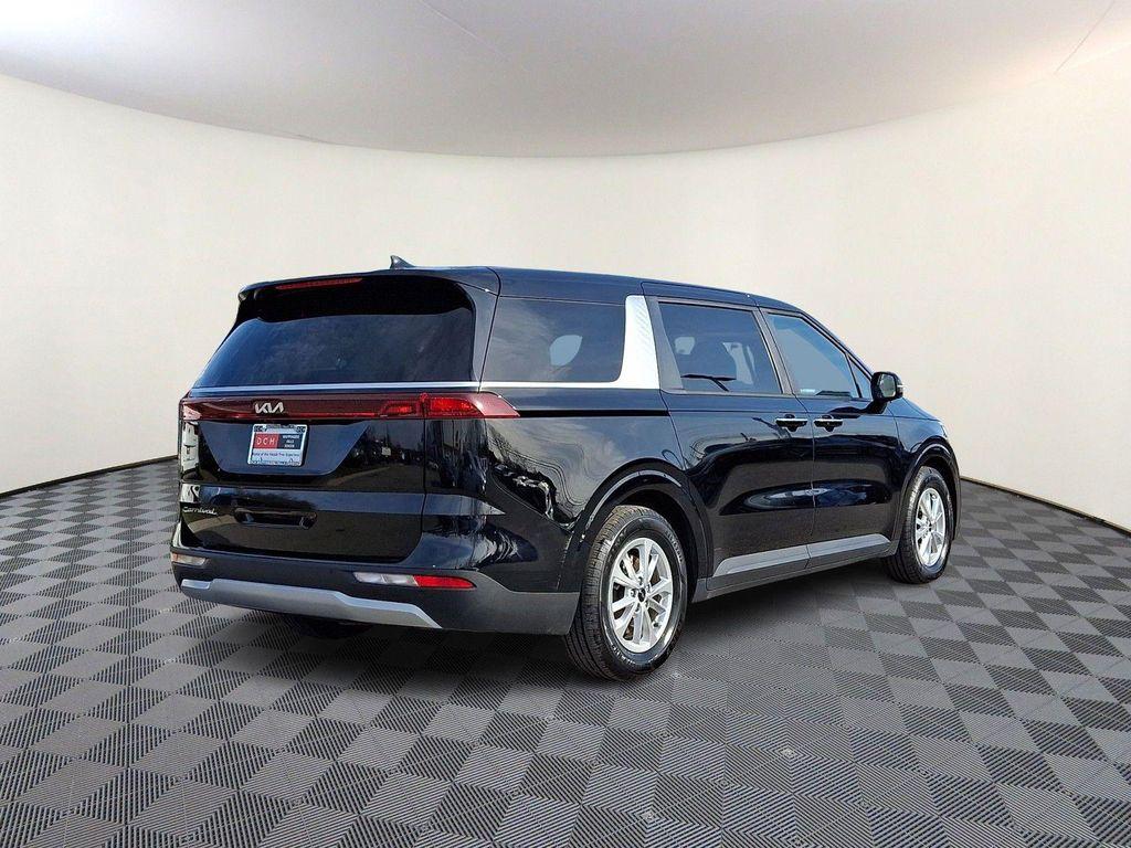 used 2022 Kia Carnival car, priced at $23,490