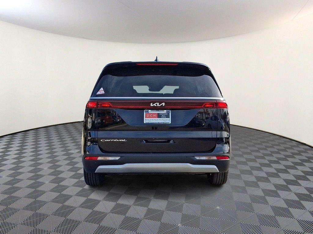 used 2022 Kia Carnival car, priced at $23,490
