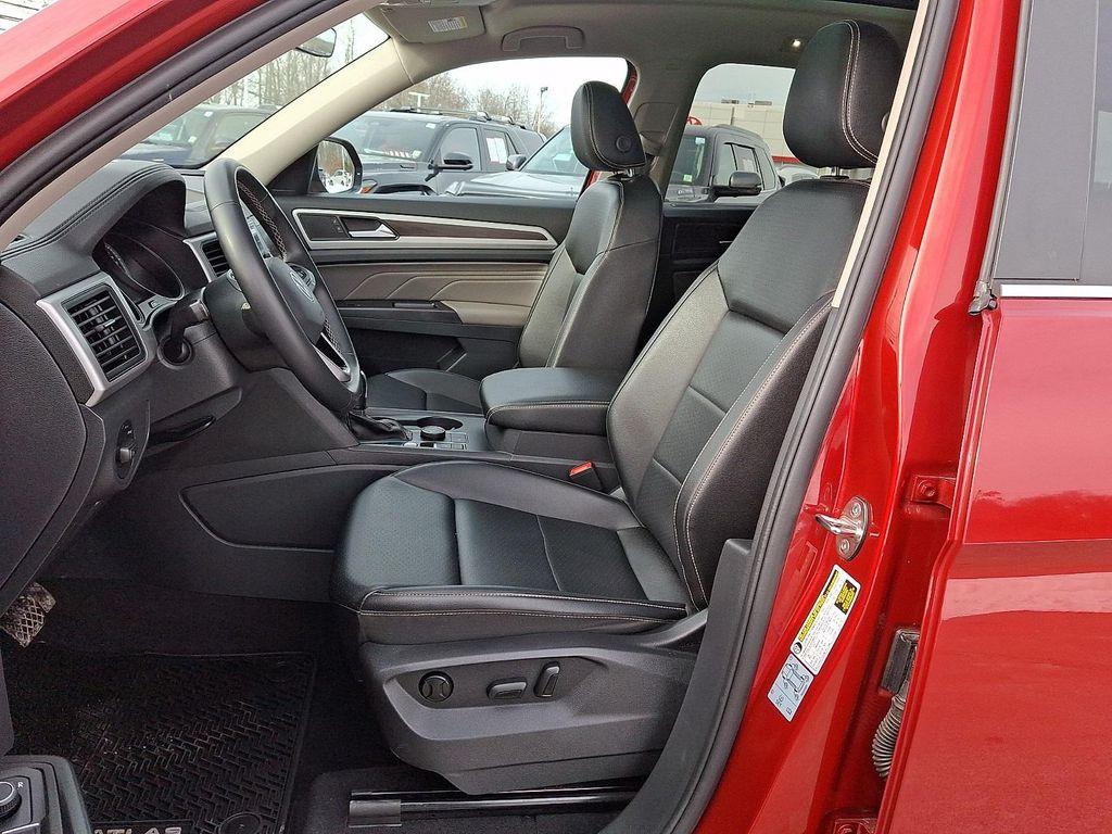 used 2021 Volkswagen Atlas car, priced at $22,393