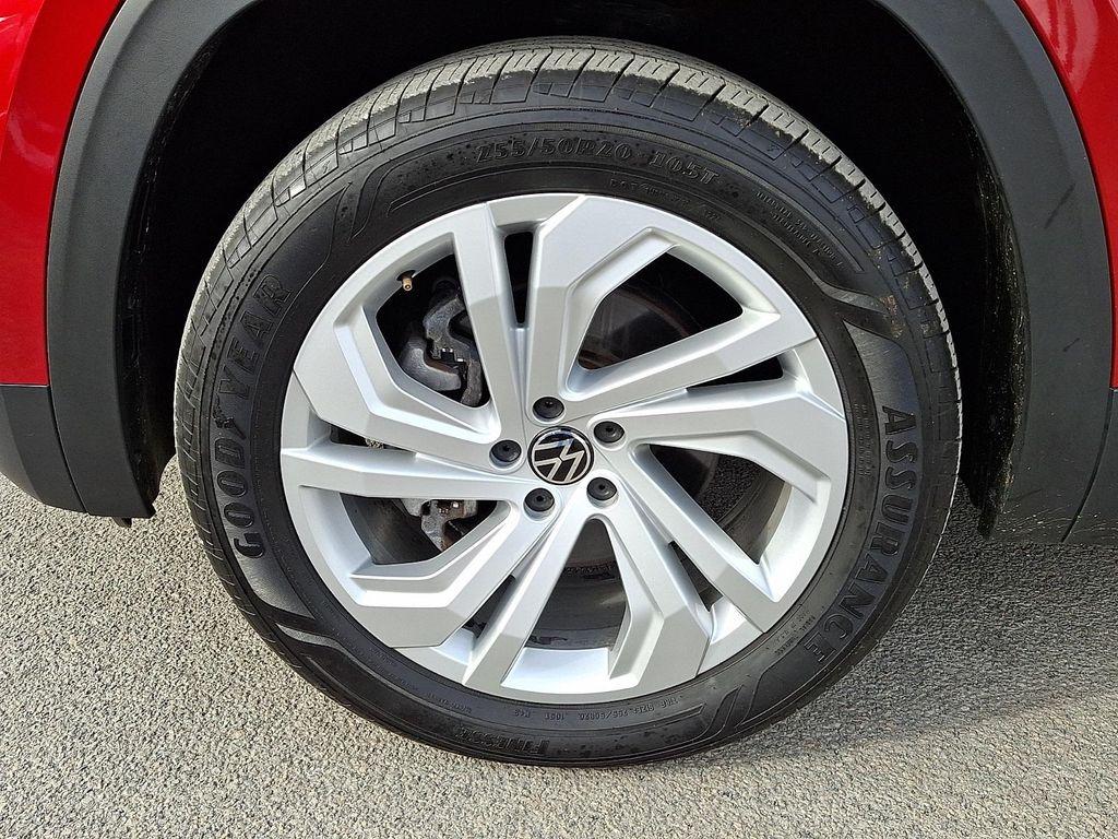 used 2021 Volkswagen Atlas car, priced at $22,393